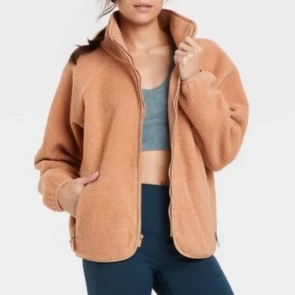 all in motion Jackets & Blazers - NWT All in Motion Sherpa Jacket in Camel Size XL NEW